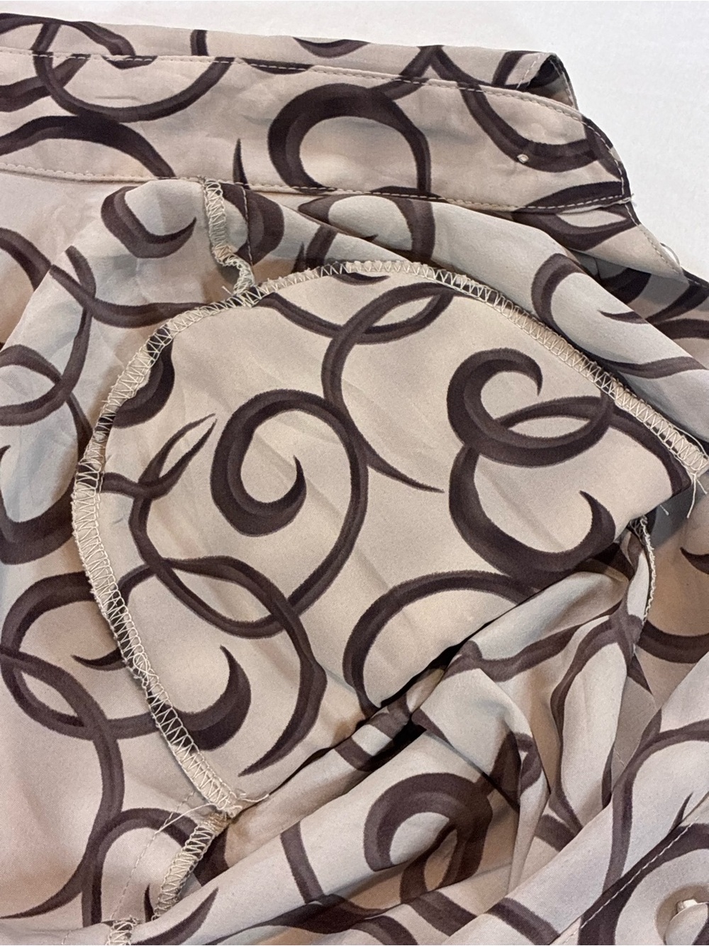 Woman’s Beige Button-Front Blouse with Brown Swirl Pattern - Picture 5 of 6